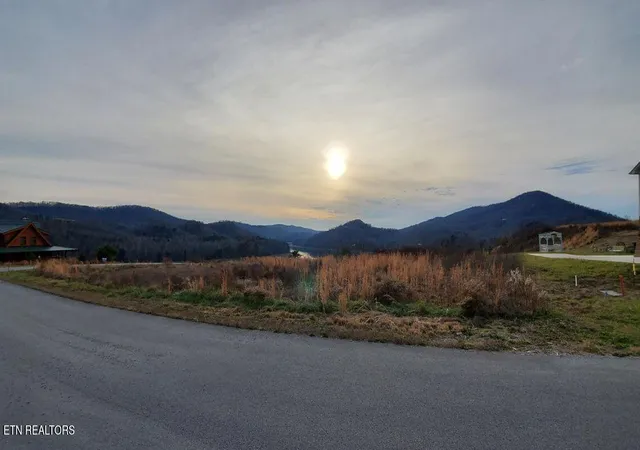 Photo 4 of Land for sale at Lot 38 Windward Blvd, Tazewell, TN 37879 | MLS# 1353921 | Listing updated on 2026-09-01