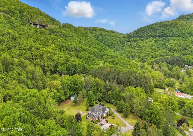 Photo 42 of Single family home for sale at 6005 Powell Valley Rd, Big Stone Gap, VA 24219 | MLS# 1353927 | Listing updated on 2026-09-01
