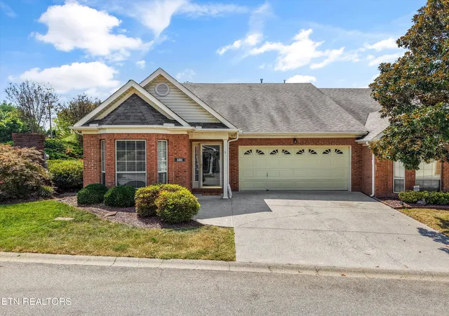 Condo for sale at 601 Applegate Ln, Farragut, TN 37934 | MLS# 1354219