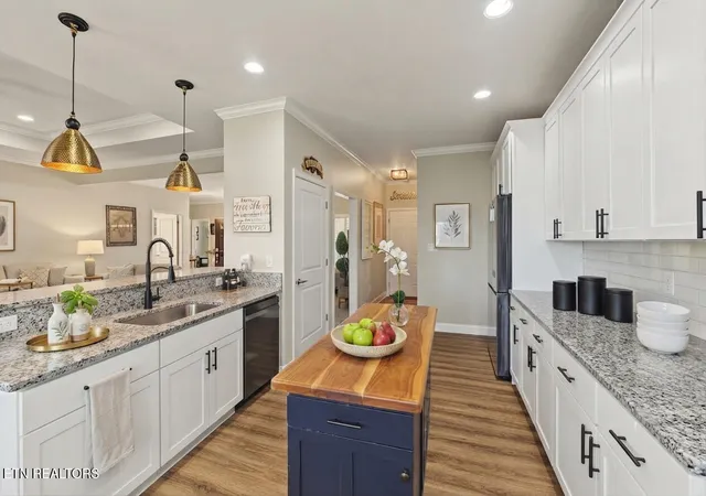 Photo 4 of Single family home for sale at 5004 Candlewood Ct, Maryville, TN 37804 | MLS# 1355512 | Listing updated on 2026-09-25
