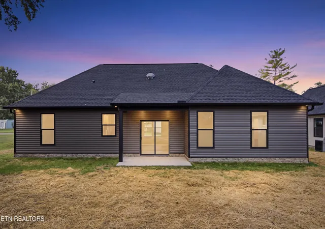 Photo 2 of Single family home for sale at 5318 Aubrey Ln, Knoxville, TN 37912 | MLS# 1354040 | Listing updated on 2026-09-02