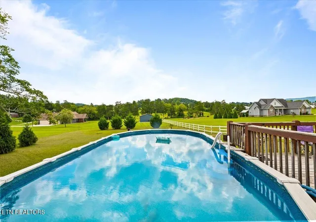 Photo 3 of Sale Pending at 1349 Towe String Rd, Jacksboro, TN 37757 | MLS# 1353985 | Listing updated on 2026-09-02