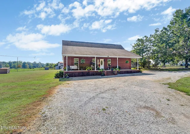 Photo 2 of Single family home for sale at 279 Smith Rd, Crossville, TN 38571 | MLS# 1354703 | Listing updated on 2026-09-10