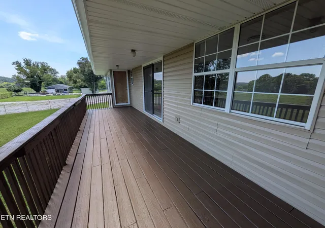 Photo 3 of Single family home for sale at 10024 Rutledge Pike, Corryton, TN 37721 | MLS# 1354025 | Listing updated on 2026-09-02