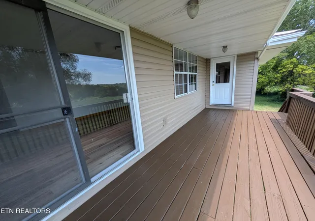 Photo 4 of Single family home for sale at 10024 Rutledge Pike, Corryton, TN 37721 | MLS# 1354025 | Listing updated on 2026-09-02