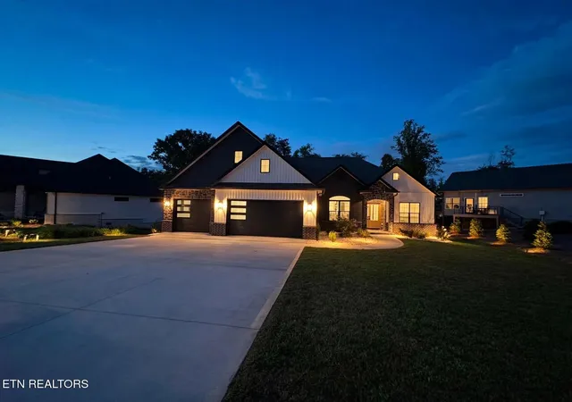 Photo 1 of Sale Pending at 155 Elokwa Way, Loudon, TN 37774 | MLS# 1355350 | Listing updated on 2026-10-11