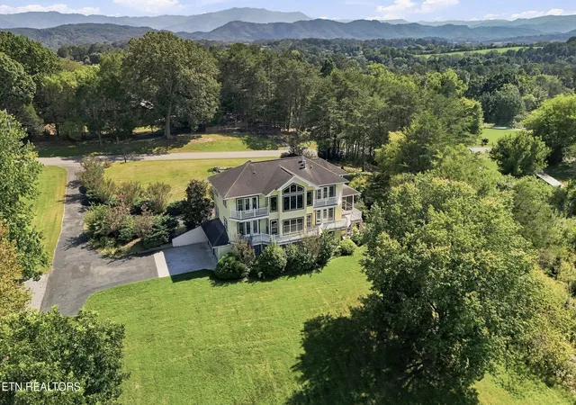 Photo 1 of Single family home for sale at 2084 Allenridge Dr, Sevierville, TN 37876 | MLS# 1354240 | Listing updated on 2026-09-03