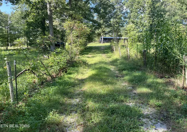 Photo 1 of Sale Pending at 365 Wallop Ln, Crossville, TN 38571 | MLS# 1354013 | Listing updated on 2026-09-10