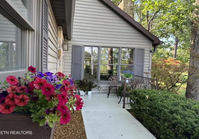 Photo 4 of Sale Pending at 170 Baltusrol Rd, Crossville, TN 38558 | MLS# 1354037 | Listing updated on 2026-09-24