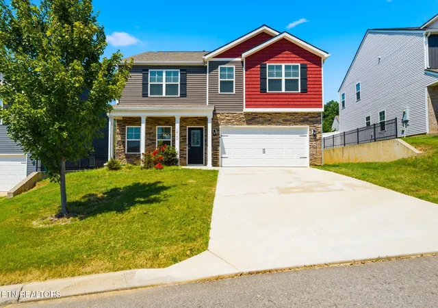 Photo 1 of Single family home for sale at 12157 Lillibridge Xing Ln, Knoxville, TN 37932 | MLS# 1353988 | Listing updated on 2026-09-18