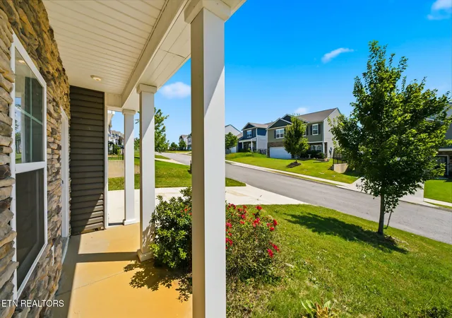 Photo 3 of Single family home for sale at 12157 Lillibridge Xing Ln, Knoxville, TN 37932 | MLS# 1353988 | Listing updated on 2026-09-18
