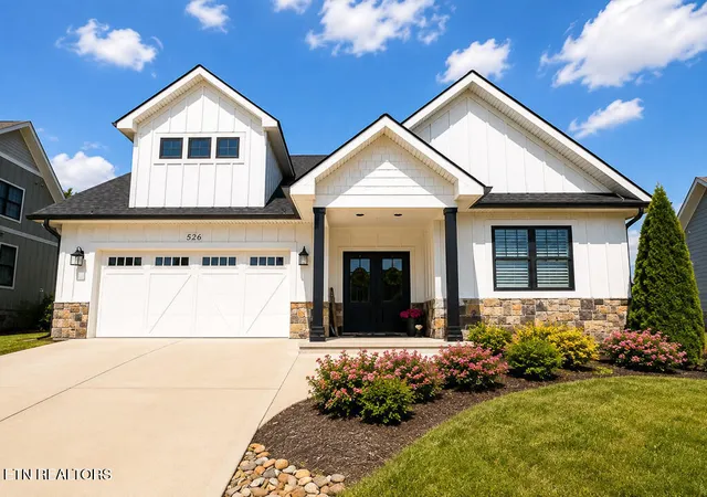 Photo 1 of Sale Pending at 526 Simmons View Dr, Seymour, TN 37865 | MLS# 1354702 | Listing updated on 2026-10-12