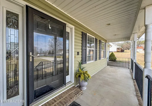 Photo 3 of Single family home for sale at 264 Brook Holw Dr, Cleveland, TN 37323 | MLS# 1353996 | Listing updated on 2026-09-15