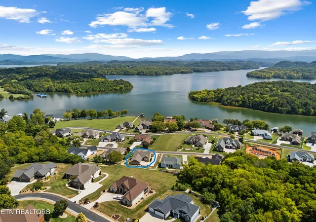 Photo 3 of Single family home for sale at 110 Eladi Tr, Vonore, TN 37885 | MLS# 1354433 | Listing updated on 2026-09-04