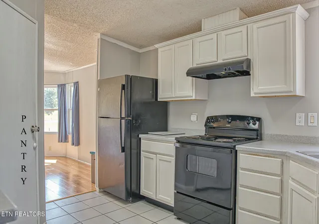 Photo 4 of Sale Pending at 856 Corinth Rd, Sparta, TN 38583 | MLS# 1354011 | Listing updated on 2026-10-04
