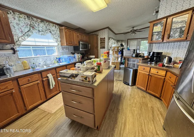 Photo 2 of Single family home for sale at 1302 Hialeah Way, Sevierville, TN 37876 | MLS# 1355005 | Listing updated on 2026-09-21
