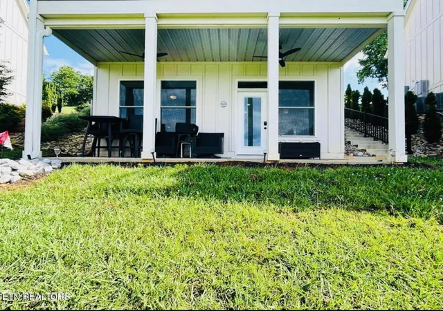 Photo 4 of Condo for sale at 134 E Harbor View Ln #B, La Follette, TN 37766 | MLS# 1354024 | Listing updated on 2026-09-12
