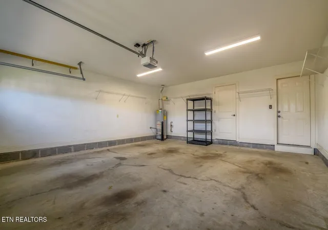 Listing Photo 2 - Condo for sale in building located at 1772 Stones Rest Cir, Chattanooga, TN 37421 - Unit #