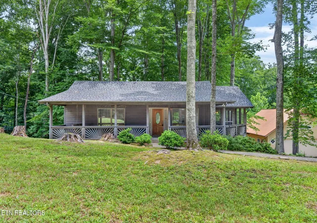 Photo 1 of Single family home for sale at 1110 Cherokee Rd, Byrdstown, TN 38549 | MLS# 1354048 | Listing updated on 2026-09-02