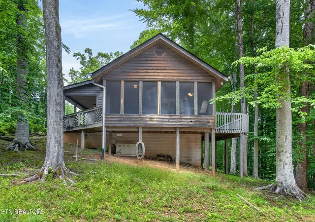 Photo 4 of Single family home for sale at 1110 Cherokee Rd, Byrdstown, TN 38549 | MLS# 1354048 | Listing updated on 2026-09-02