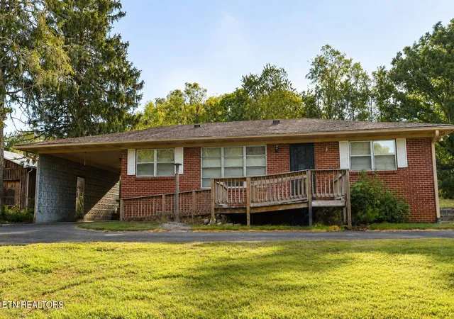 Photo 1 of Single family home for sale at 4843 Big Springs Rd, Friendsville, TN 37737 | MLS# 1354494 | Listing updated on 2026-09-04