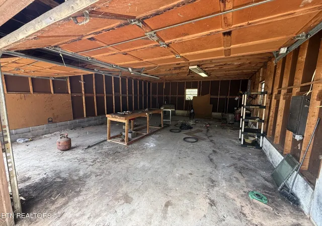 Photo 3 of Single family home for sale at 4843 Big Springs Rd, Friendsville, TN 37737 | MLS# 1354494 | Listing updated on 2026-09-04