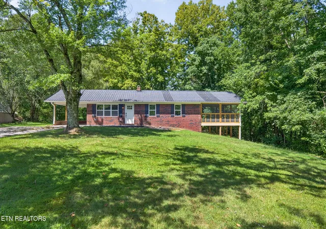 Photo 1 of Single family home for sale at 5021 Eagles Cvs Rd, Byrdstown, TN 38549 | MLS# 1354055 | Listing updated on 2026-09-02