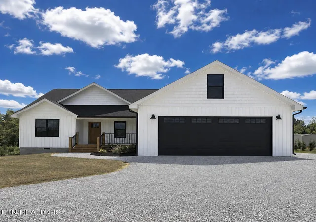 Photo 1 of Single family home for sale at 178 Hemlock Springs Dr, Helenwood, TN 37755 | MLS# 1354239 | Listing updated on 2026-09-03
