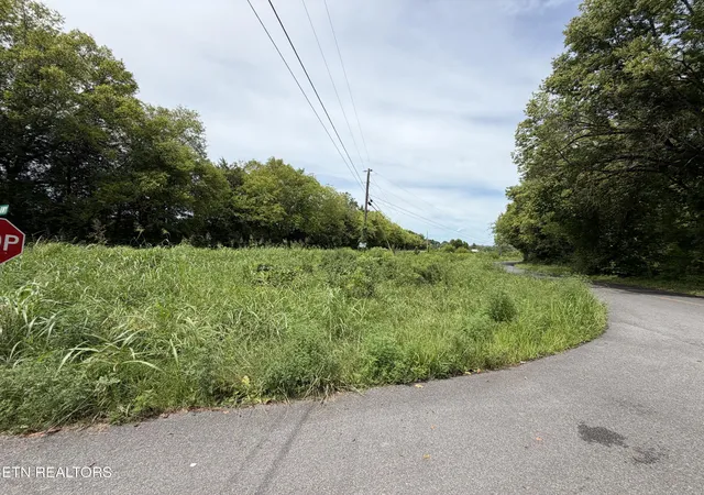 Photo 3 of Land for sale at 0 E Hwy2570, Dandridge, TN 37725 | MLS# 1354298 | Listing updated on 2026-09-14
