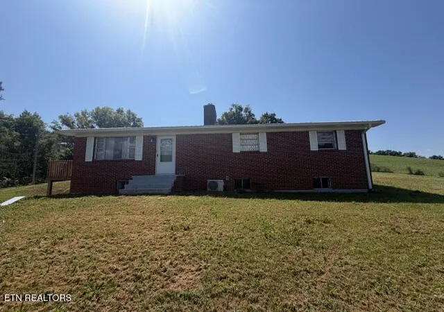 Photo 1 of Single family home for sale at 526 Blue Holw Rd, Rose Hill, VA 24281 | MLS# 1354220 | Listing updated on 2026-09-03