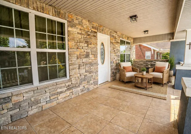 Photo 3 of Single family home for sale at 2818 Linden Ave, Knoxville, TN 37914 | MLS# 1354504 | Listing updated on 2026-09-14