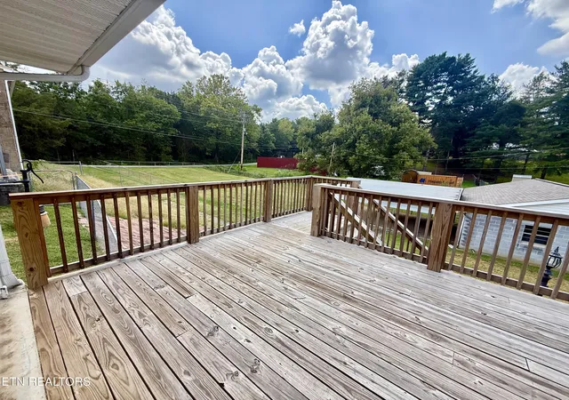 Photo 3 of Sale Pending at 3498 Old Kentucky Rd, Morristown, TN 37814 | MLS# 1354119 | Listing updated on 2026-10-02