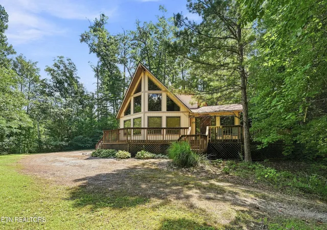 Photo 1 of Single family home for sale at 409 Jefferson Rd, Gatlinburg, TN 37738 | MLS# 1354484 | Listing updated on 2026-09-04