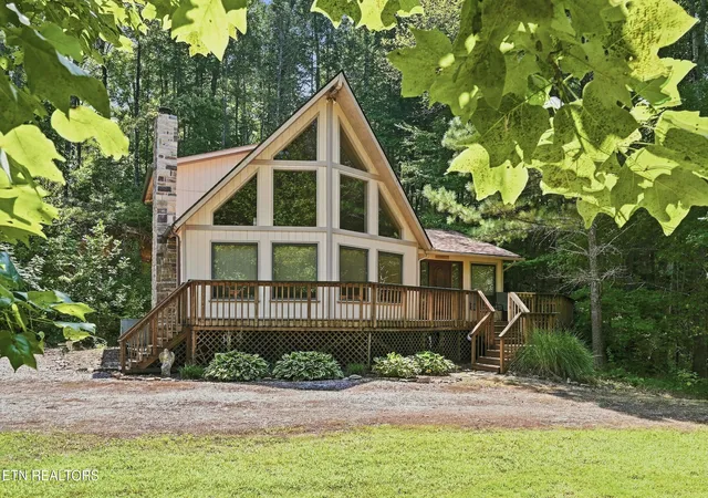 Photo 2 of Single family home for sale at 409 Jefferson Rd, Gatlinburg, TN 37738 | MLS# 1354484 | Listing updated on 2026-09-04