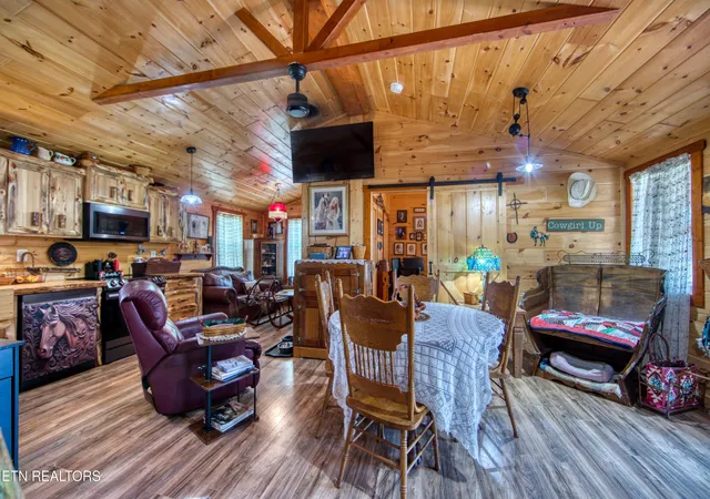 Photo 4 of Single family home for sale at 706 End Of Trl Ln, Allardt, TN 38504 | MLS# 1354464 | Listing updated on 2026-09-06