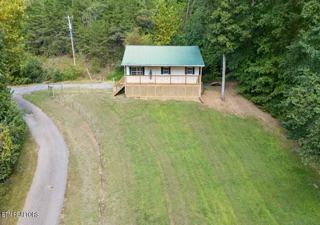 Photo 1 of Single family home for sale at 623 Loudon Hwy, Kingston, TN 37763 | MLS# 1354472 | Listing updated on 2026-09-04