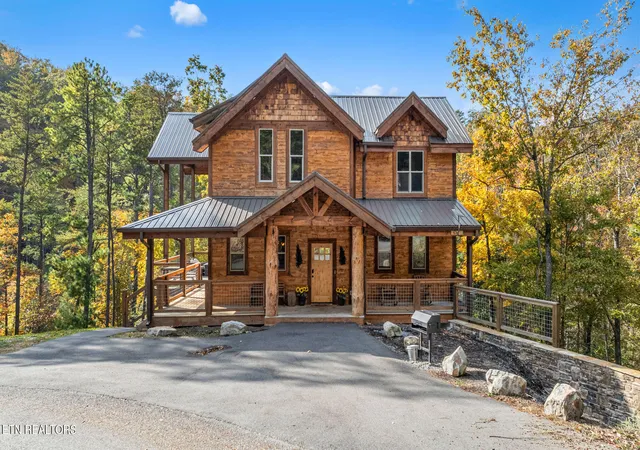 Photo 3 of Single family home for sale at 2971 Laughing Pine Ln, Sevierville, TN 37862 | MLS# 1354143 | Listing updated on 2026-09-09
