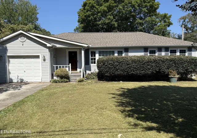 Photo 1 of Single family home for sale at 220 Kenneth St, Athens, TN 37303 | MLS# 1354152 | Listing updated on 2026-09-05