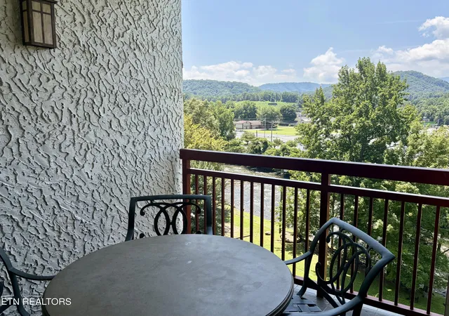 Condo for sale at 212 Dollywood Ln #445, Pigeon Forge, TN 37863 | MLS# 1354304 | Listing updated on 2026-09-03