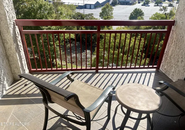 Photo 3 of Condo for sale at 212 Dollywood Ln #UNIT 445, Pigeon Forge, TN 37863 | MLS# 1354304 | Listing updated on 2026-09-21