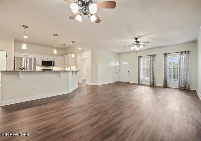 Photo 4 of Single family home for sale at 144 Hardinberry St, Oak Ridge, TN 37830 | MLS# 1354182 | Listing updated on 2026-09-14