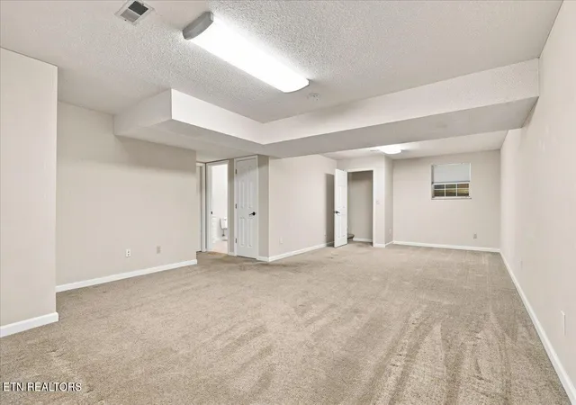 Photo 3 of Single family home for sale at 306 Woodsboro Ln, Maryville, TN 37804 | MLS# 1354628 | Listing updated on 2026-09-18
