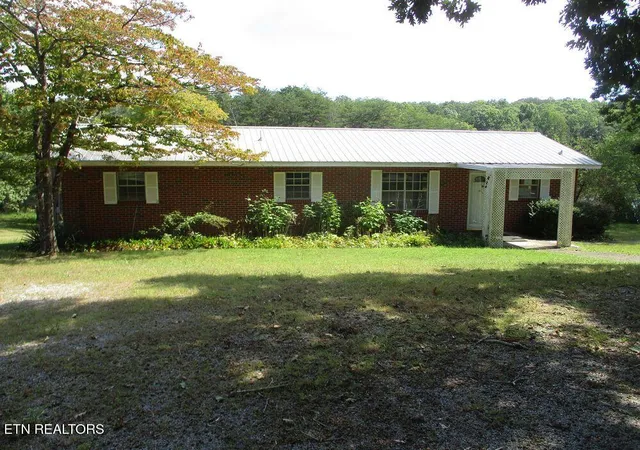 Photo 1 of Sale Pending at 115 Lake Shore Dr, Pikeville, TN 37367 | MLS# 1354222 | Listing updated on 2026-09-17