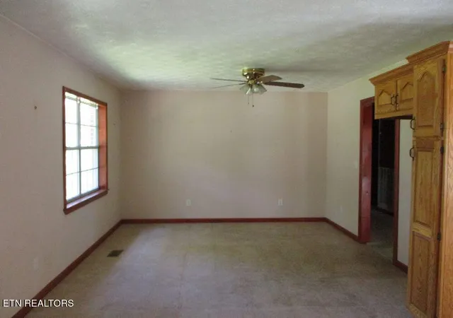 Photo 3 of Sale Pending at 115 Lake Shore Dr, Pikeville, TN 37367 | MLS# 1354222 | Listing updated on 2026-09-17