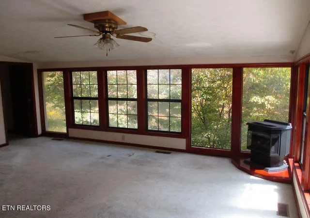 Photo 4 of Sale Pending at 115 Lake Shore Dr, Pikeville, TN 37367 | MLS# 1354222 | Listing updated on 2026-09-17