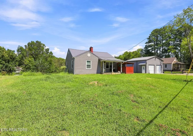 Photo 3 of Single family home for sale at 6420 Sevierville Pike, Knoxville, TN 37920 | MLS# 1354287 | Listing updated on 2026-09-07