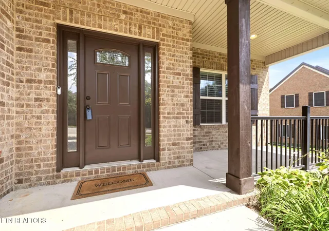 Photo 3 of Single family home for sale at 1174 Gray Eagle Ln, Knoxville, TN 37932 | MLS# 1354233 | Listing updated on 2026-09-08