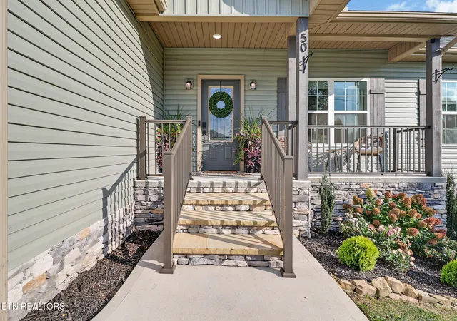 Photo 2 of Single family home for sale at 50 Sky View Meadow Dr, Crossville, TN 38555 | MLS# 1354242 | Listing updated on 2026-09-17
