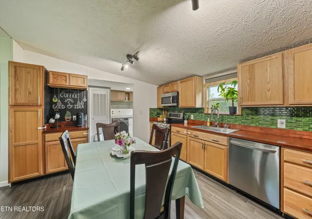 Photo 4 of Single family home for sale at 115 Gray Dove Ln, Powell, TN 37849 | MLS# 1354296 | Listing updated on 2026-09-14