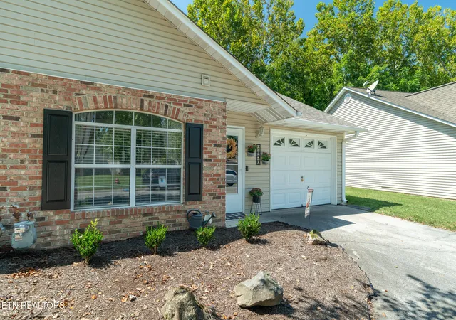 Photo 1 of Condo for sale at 7456 Crk Song Ct, Knoxville, TN 37920 | MLS# 1354430 | Listing updated on 2026-09-04